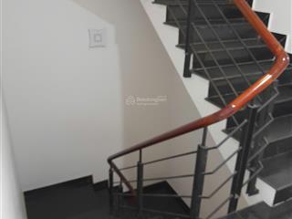 Bán khách sạn mini 10 phòng đường d2lê văn việt phường tăng nhơn phú a, 110m2 giá ưu đãi 14,5 tỷ