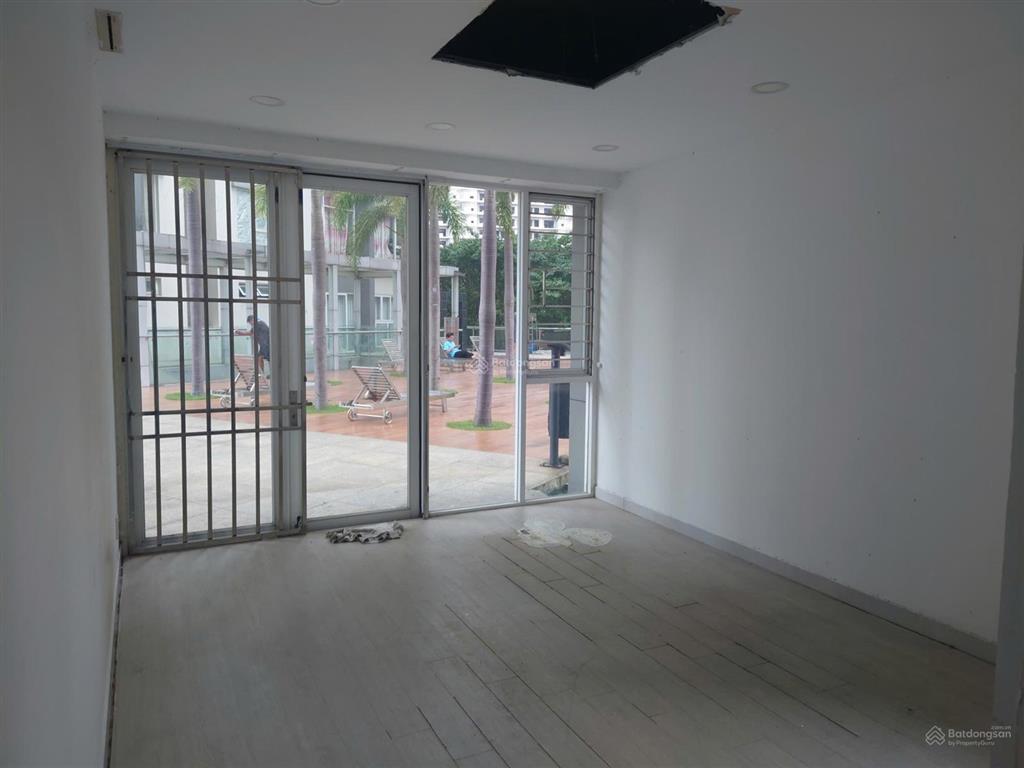 Bán shophouse duy nhất tại cc phú mỹ vừa ở vừa kinh doanh, view hồ bới, 70,6m2, giá 4,75 tỷ