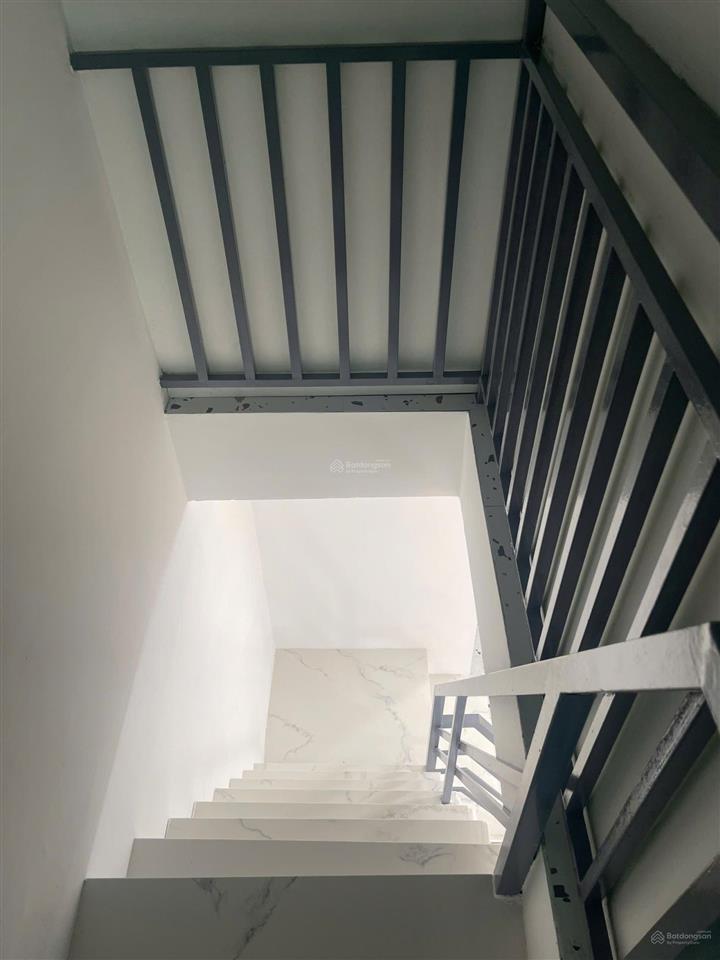 Nhà hẻm vip thông 291 võ văn tần, trung tâm quận 3, hẻm thông, vị trí đẹp