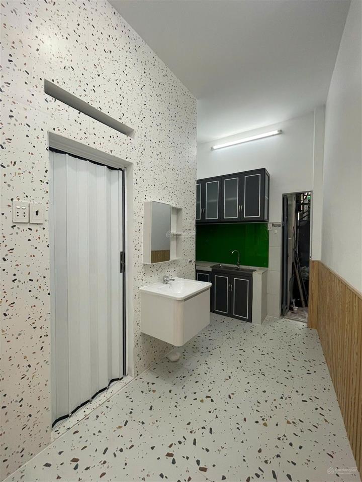 Nhà hẻm vip thông 291 võ văn tần, trung tâm quận 3, hẻm thông, vị trí đẹp
