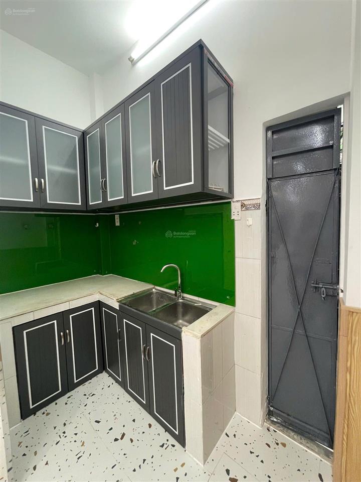 Nhà hẻm vip thông 291 võ văn tần, trung tâm quận 3, hẻm thông, vị trí đẹp
