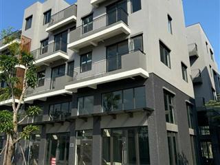 Chính chủ bán nhà phố liền kề xẻ khe phân khu the garden gần trường fpt giá chưa tới 7 tỷ