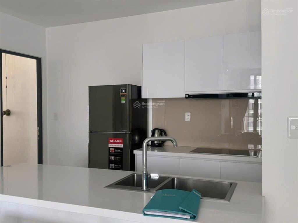 Trống sẵn  cho thuê dlusso 2pn góc dt 75m
