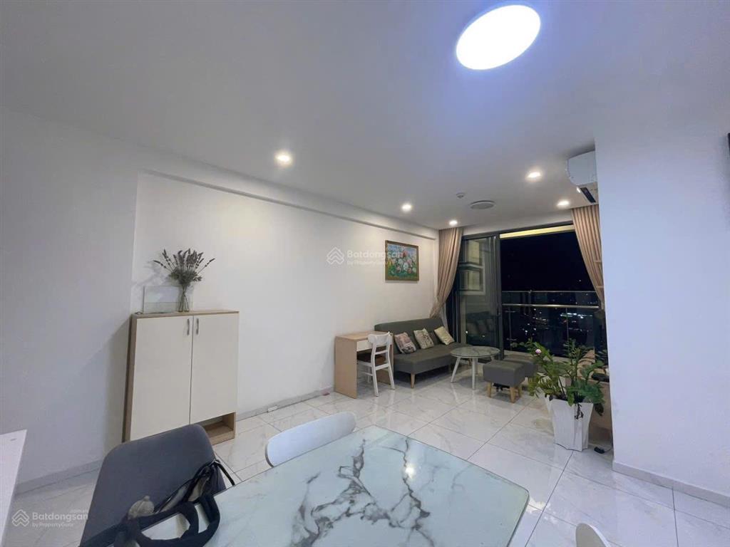 Trống sẵn  cho thuê dlusso 2pn góc dt 75m