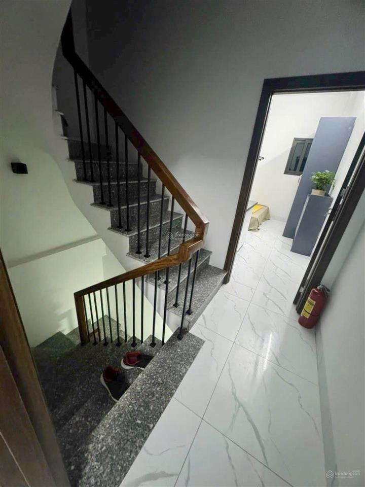 Bán nhà nam từ liêm 35m 6 tầng full nội thất ngõ thông thoáng giá nhỉnh 10 tỷ