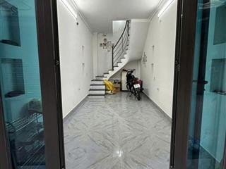 Bán nhà đẹp ở liền đường số 4, trường thọ, thủ đức, giá 1 tỷ 950.