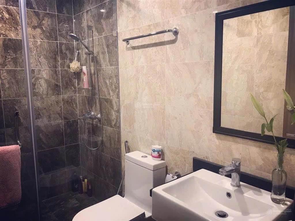 Bán căn hộ cao cấp sky central 176 định công 2pn, 2wc, ban công rộng, sổ đỏ chính chủ