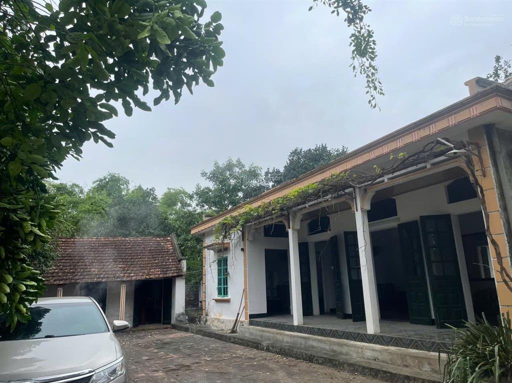 Bán nhà trung tâm xã tiên phong