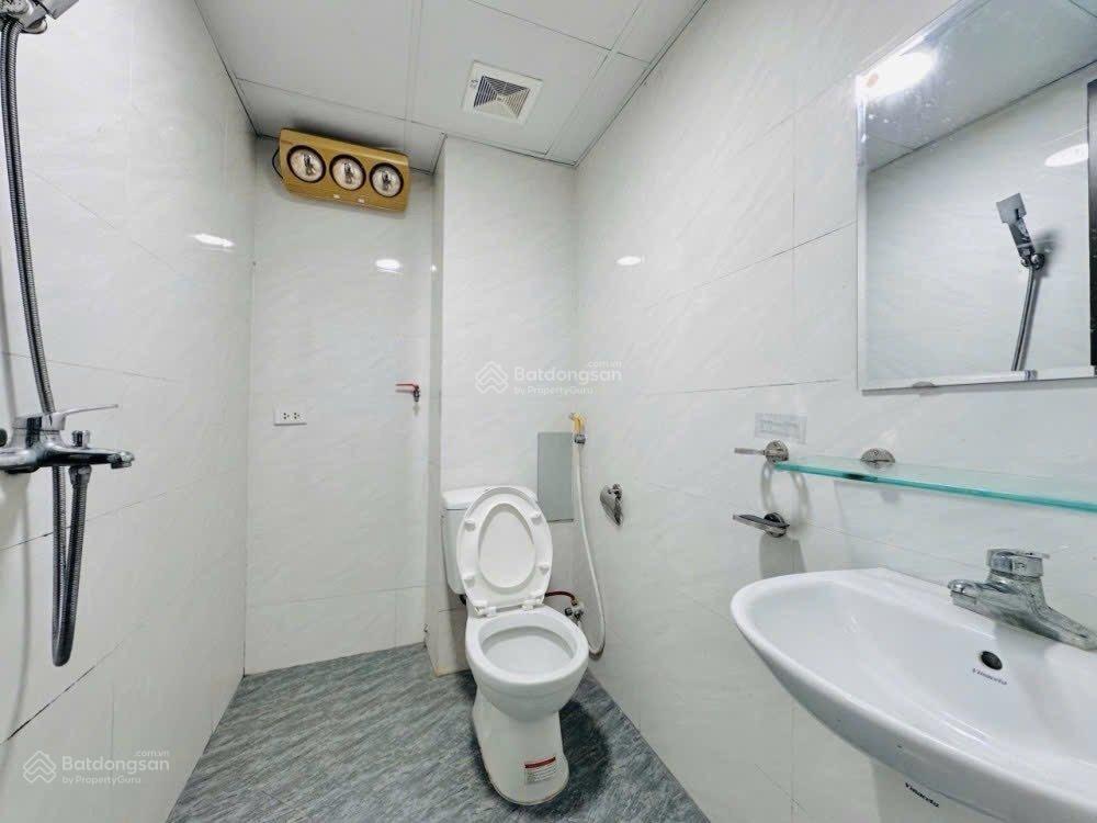 Nhà trung tâm phùng khoang đầy đủ nội thất, chỉ việc xách vali về ở