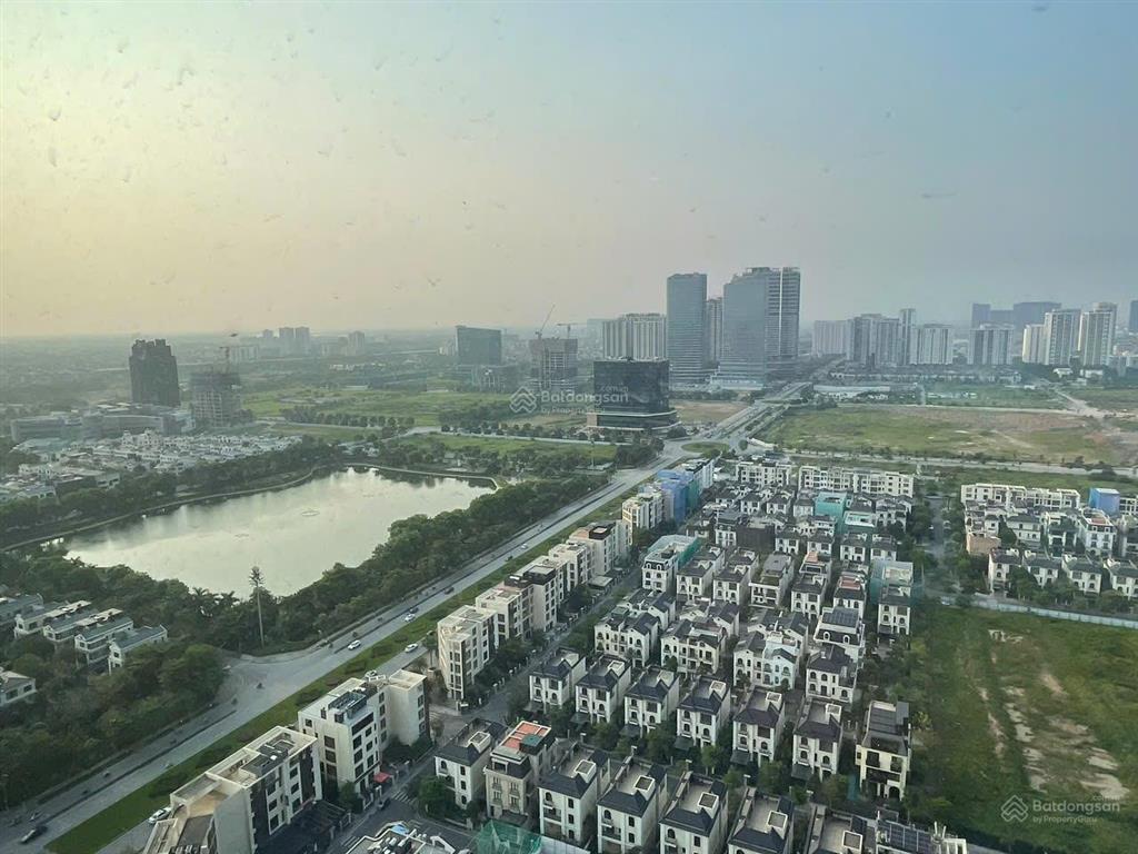 Căn góc 3pn 109m2 đẹp nhất 6th element. view 2 hồ siêu thoáng mát. sẵn sổ, lót xe.  0972 433 ***