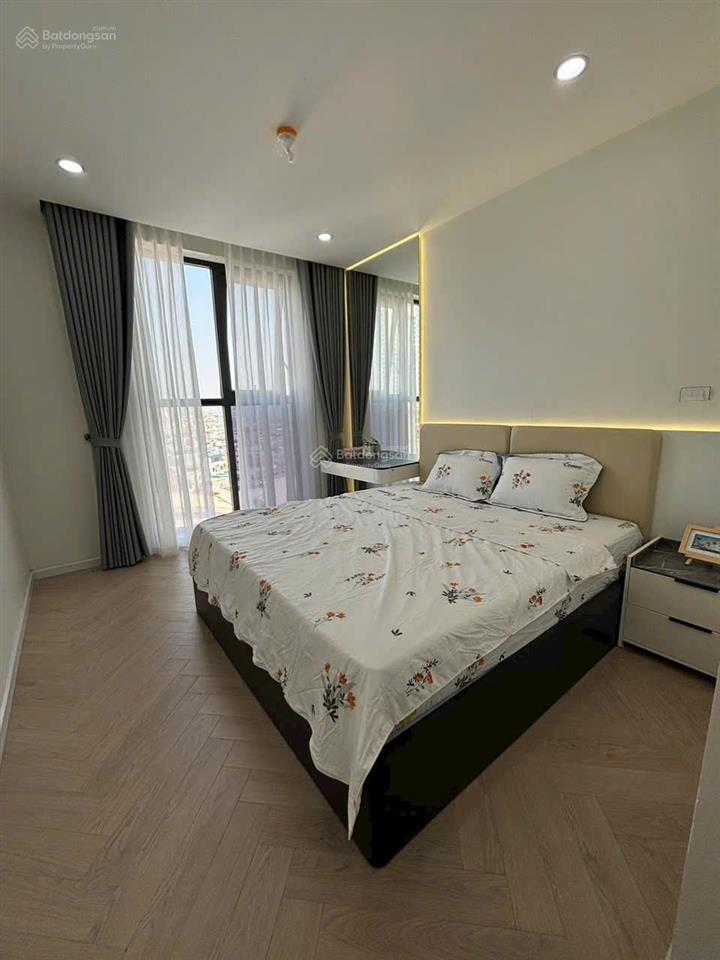 Góc 3pn giá tốt nhất kosmo. dt 102m2, bc đông nam thoáng mát. giá chỉ 12,250 tỷ.  0972 433 ***