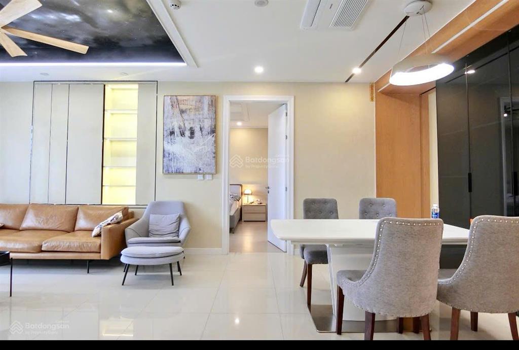 Siêu hot! n01  t1 căn góc 133m2 4pn 3wc view hồ, tầng trung đẹp, sẵn sổ, lót xe.  0972 433 ***