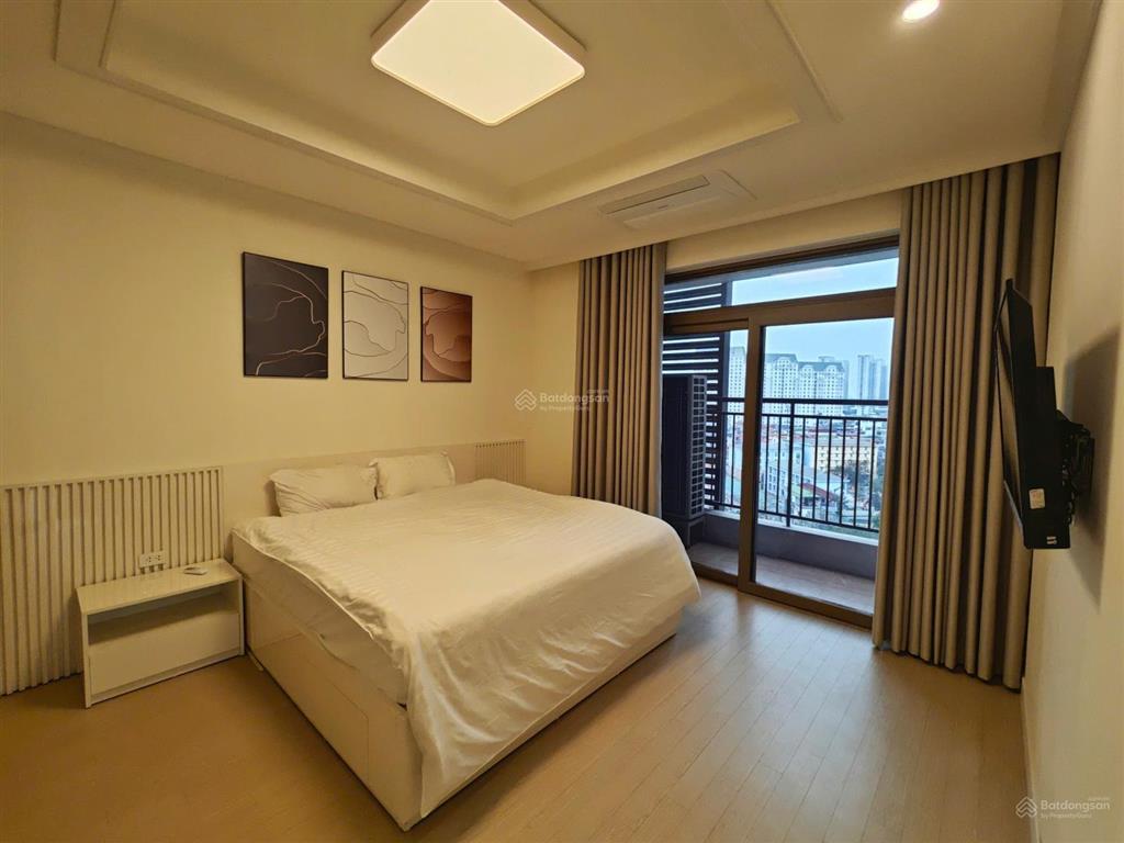 Siêu hot! n01  t1 căn góc 133m2 4pn 3wc view hồ, tầng trung đẹp, sẵn sổ, lót xe.  0972 433 ***