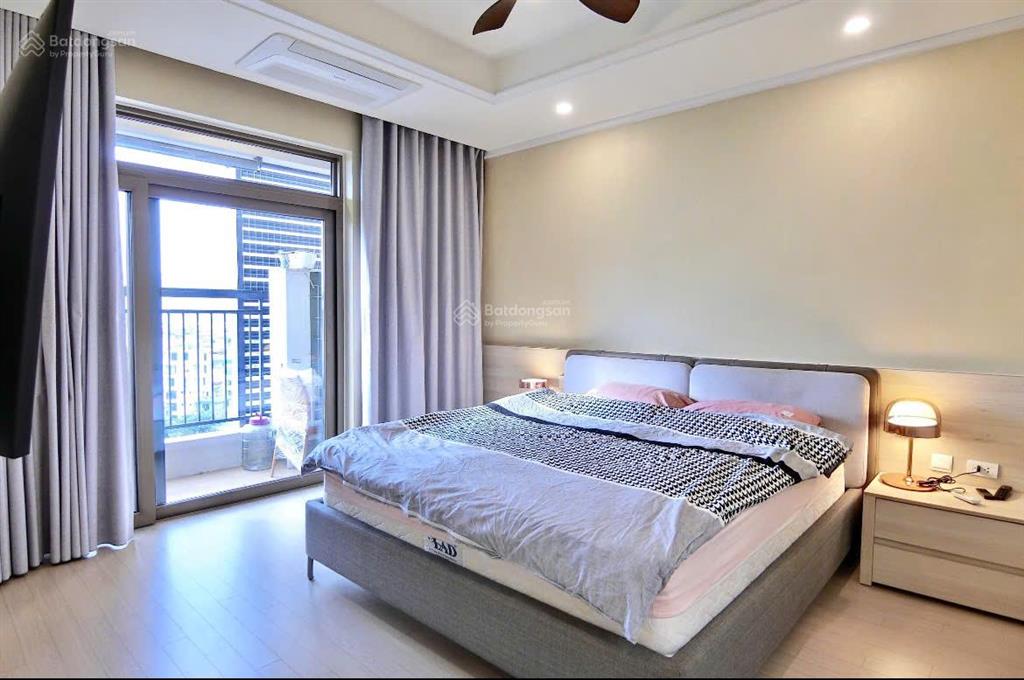 Siêu hot! n01  t1 căn góc 133m2 4pn 3wc view hồ, tầng trung đẹp, sẵn sổ, lót xe.  0972 433 ***