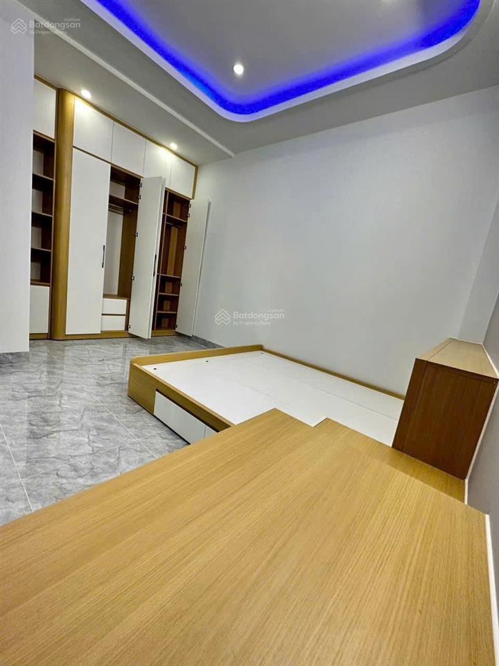 Giá tốt  ngay lê văn việt  ngã ba mỹ thành, 7 tỷ.