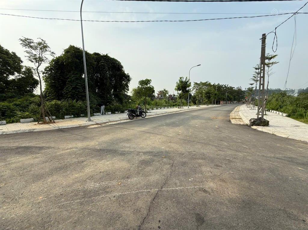 Cần bán lô đất nằm cách trường đại học giao thông vận tải chỉ đúng 800m