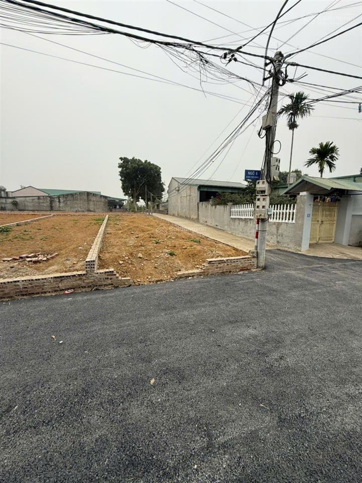 Chính chủ cần bán gửi lô góc trục chính ngã tư đường tại trại láng đoài phương cách ql21 1km