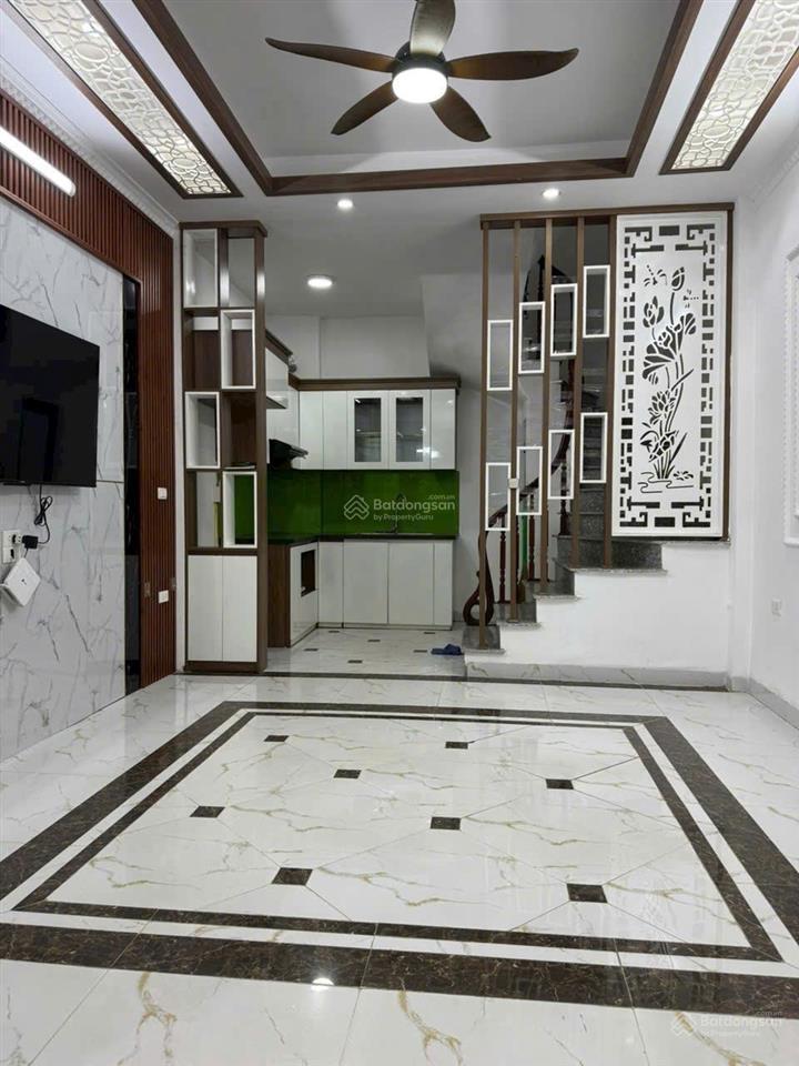 Bác lan chủ nhà nhờ bán nhà ngõ 634 kim giang, gi.á với 7,5 tỷ, 35m2, full nội thất