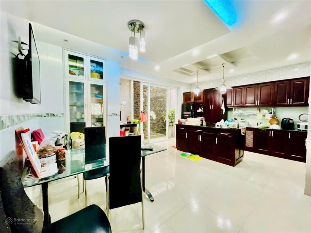 Khan hiếm! bán nhà góc 2mt hẻm 6m nguyễn văn đậu  bình thạnh, (5,9x16m) 4 tầng, chỉ 14,7 tỷ