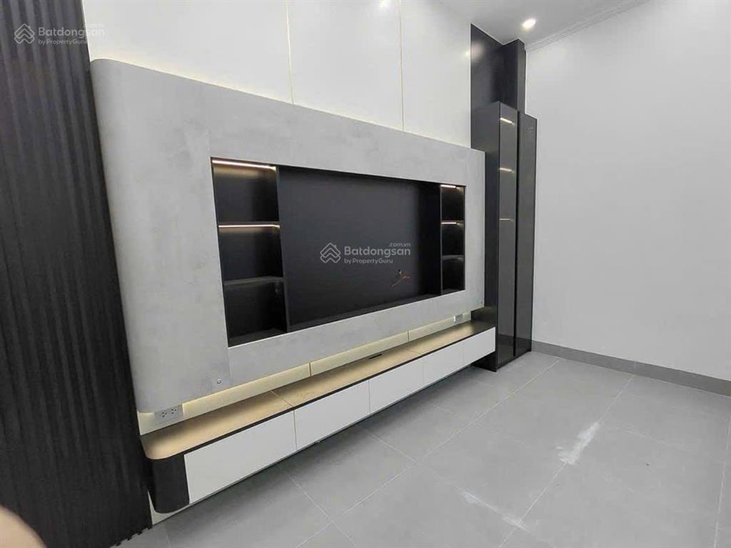 Nhà đẹp nguyễn công trứ hà đông ô tô đỗ cửa