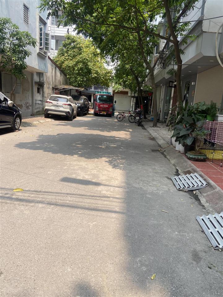 Phân lô ô tô kinh doanh chiến thắng, văn quán, dt= 40m2, 5 tầng, giá 10tỷ, giá đầu tư