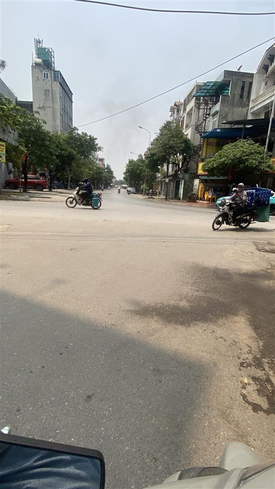 Phân lô ô tô kinh doanh chiến thắng, văn quán, dt= 40m2, 5 tầng, giá 10tỷ, giá đầu tư