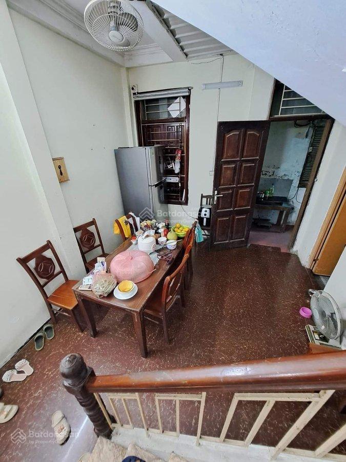 Siêu phẩm thanh xuân  mặt ngõ phân lô  ô tô tránh  kinh doanh đỉnh  sát phố tố hữu