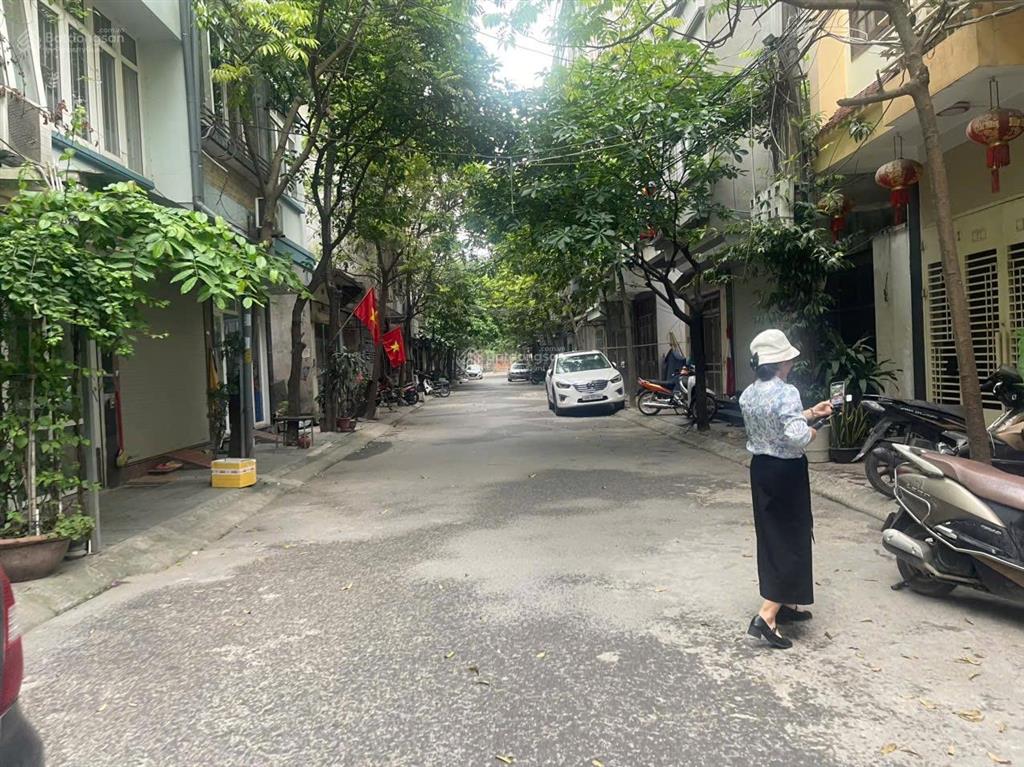 Hiếm!!!  nhà chiến thắng, văn quán, ô tô tránh | dt 40m 5 tầng giá chỉ 12 tỷ