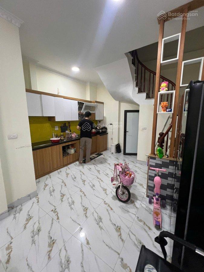 Siêu phẩm hiếm  ngõ thông  gần ô tô tránh  5 tầng 1 tum  kinh doanh đỉnh  giá 6 tỷ