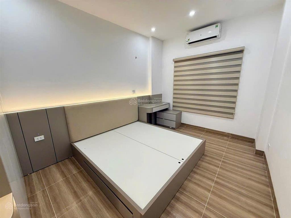 Đầu tư hay ở đều đẹp  nhà 4 tầng, 3 phòng ngủ  vạn phúc, gần phố lụa, chỉ xách vali về ở