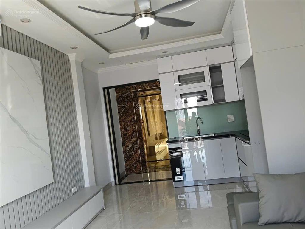 Mặt phố huỳnh thúc kháng hà đông  35m2 x 7 tầng thang máy  vỉa hè ô tô tránh  kinh doanh đỉnh