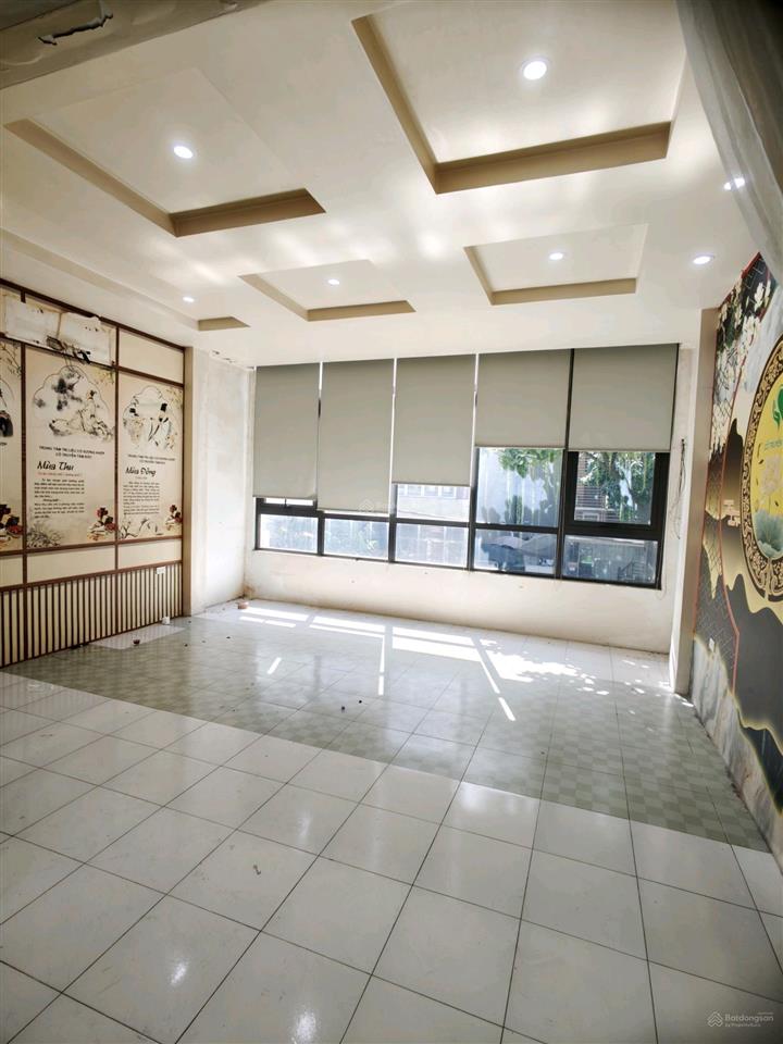 Nhà mặt phố kinh doanh bấp chấp đẹp nhì hà đông dt= 50m2 5 tầng giá 16 tỷ. phố ngô thì nhậm