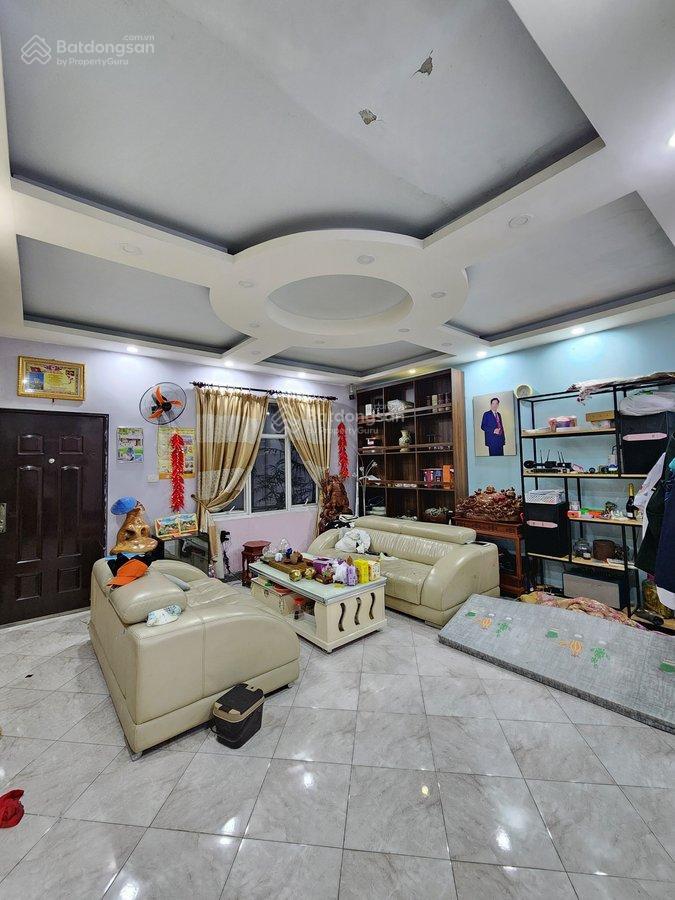 Nhà dân xây lô góc nguyễn quý đức thanh xuân dt=65m 5 tầng mt 5,3m giá 22 tỷ. ô tô đỗ cửa vào nhà.