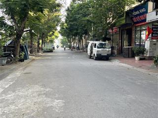Liền kề mậu lương kiến hưng hà đông ô tô kinh doanh dt= 50m c4 giá 11tỷ (giá đầu tư).