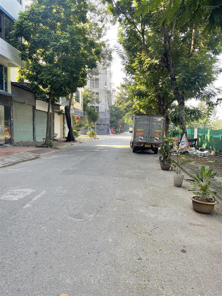 Liền kề mậu lương kiến hưng hà đông ô tô kinh doanh dt= 50m c4 giá 11tỷ (giá đầu tư).