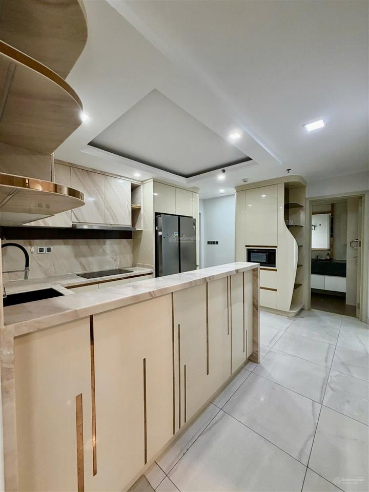 Cho thuê cc happy valley premier, 60 triệu, 170m2, 4pn, 3wc, giá tốt.  xem nhà 0974 230 ***