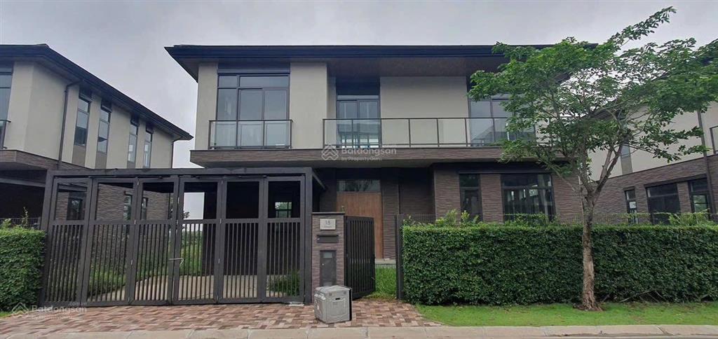 Bán lỗ hơn 2 tỷ dinh thự view sông đẹp khu đô thị waterpoint, 17 tỷ, 570m2, bến lức, long an