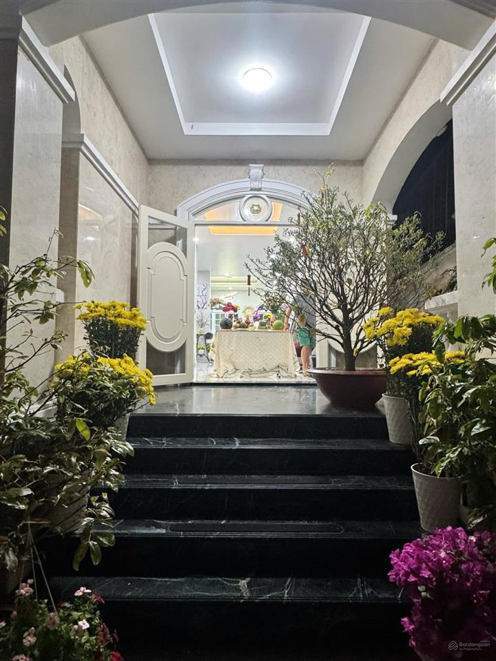 Cần tiền bán gấp căn bt cityland sát bên pmh dt sd 690m2 tại cityland riverside, giá 52 tỷ vnd