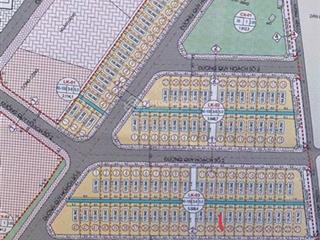 Xung quanh đầy đủ tiện ích, trường học , ngân hàng