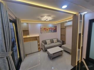 Cần bán nhà phố 5 tầng, 100m2 sử dụng, trung tâm quận 1, giá giảm sâu chỉ còn 5 tỷ