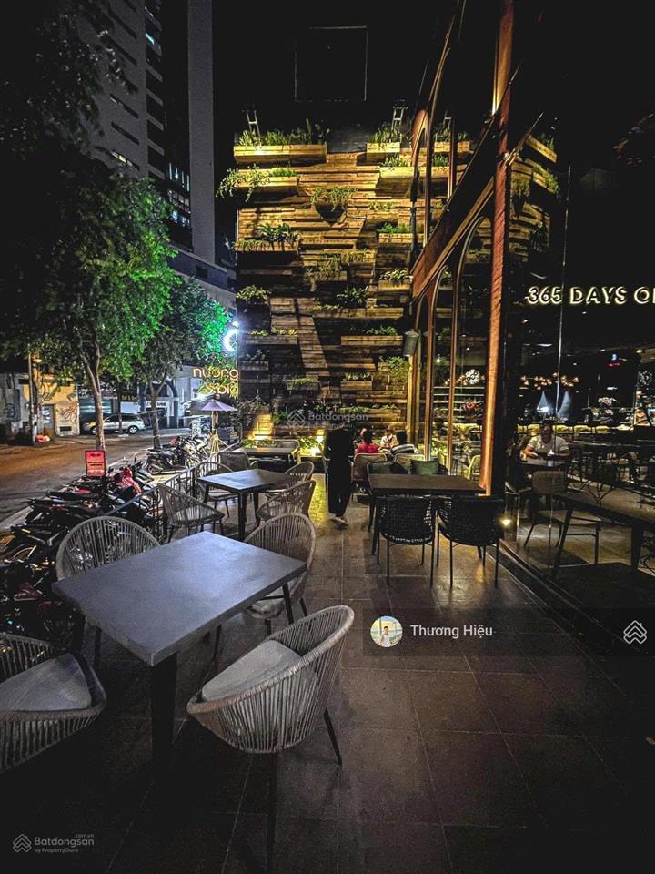 Siêu phẩm ngay ngô thời nhiệm, quận 3  dt 12x22m 5 tầng  hđt 200 tr/th  giá 100 tỷ