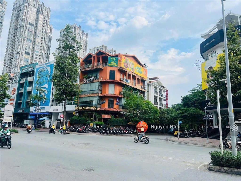 Giảm 5 tỷ bán gấp căn góc 2mt nguyễn thị thập q7  dt 15x20m, hầm 5 tầng  hđt 250tr  giá 100 tỷ