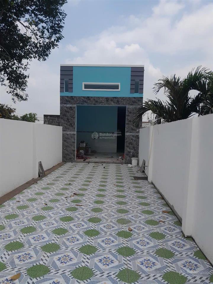 Bán nhà mặt tiền 4x28m. chính chủ. hóc môn