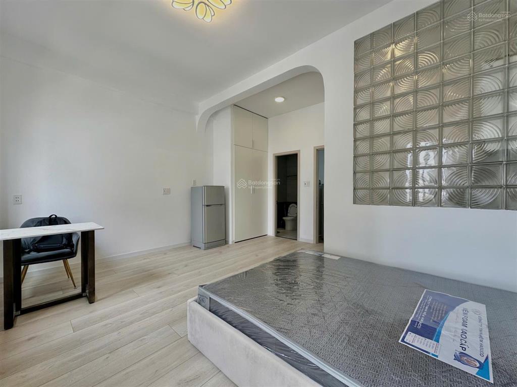 Cho thuê căn hộ tách bếp full nt mới gần nút giao an phú ở lake view city  đậu được oto  nhận pet