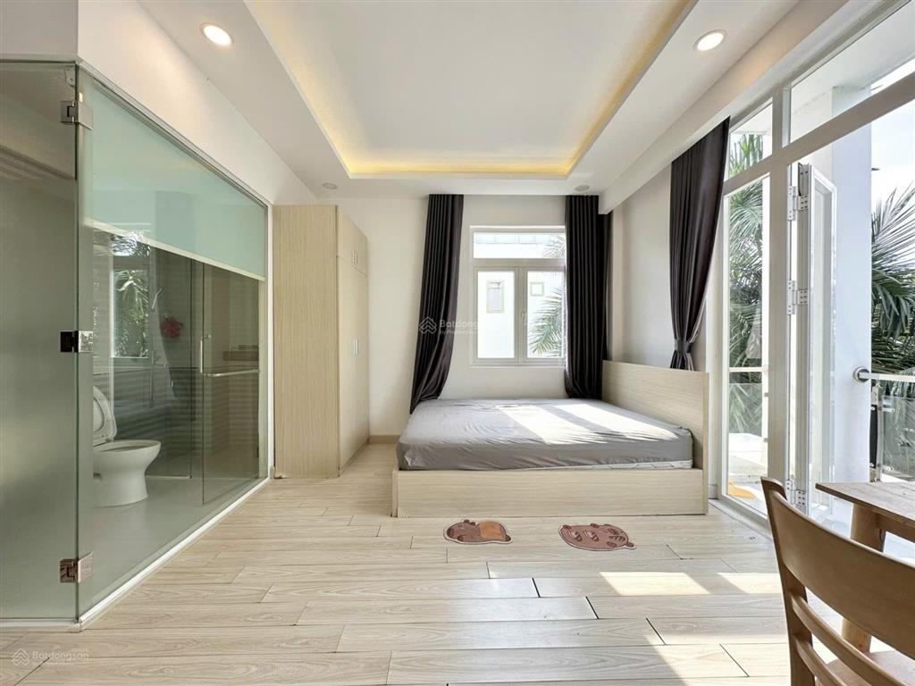 Cho thuê căn hộ ban công full nội thất ở trần não gần cầu sài gòn bason sala đảo kim cương metro