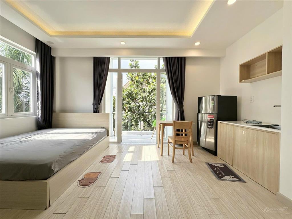 Cho thuê căn hộ ban công full nội thất ở trần não gần cầu sài gòn bason sala đảo kim cương metro