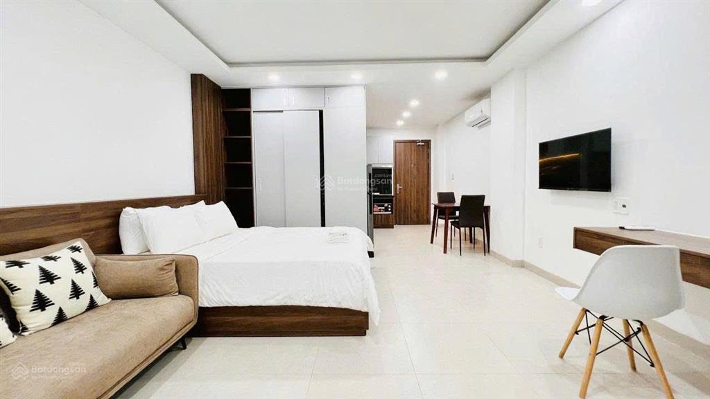 Cho thuê căn hộ ban công full nội thất cao cấp gần quốc hương  cầu sài gòn  sala  cầu bason