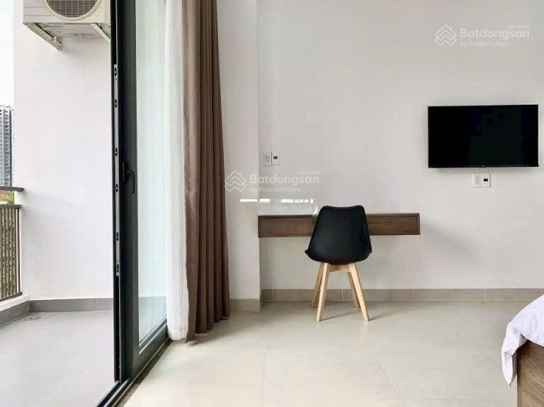 Cho thuê căn hộ ban công full nội thất cao cấp gần quốc hương  cầu sài gòn  sala  cầu bason