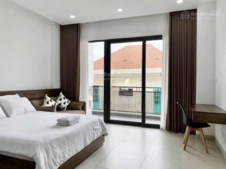 Cho thuê căn hộ ban công full nội thất cao cấp gần quốc hương  cầu sài gòn  sala  cầu bason