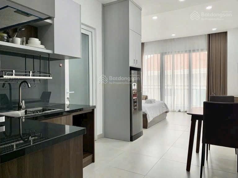 Cho thuê căn hộ ban công full nội thất cao cấp gần quốc hương  cầu sài gòn  sala  cầu bason